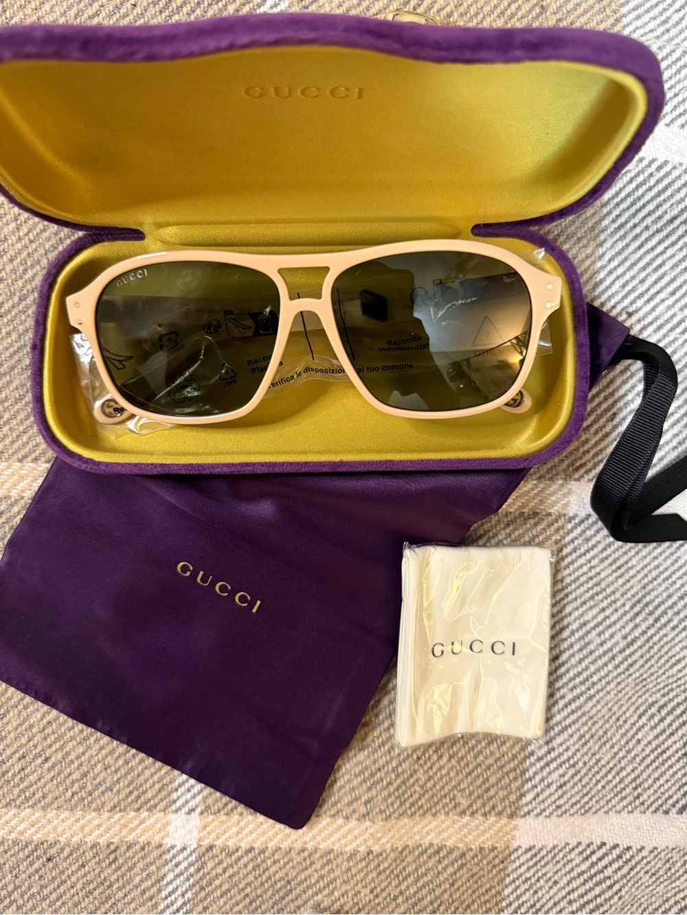 GUCCI Sunglasses 🔥🕶️🔥 Pilot -Shaped Non-Polarized Sunglasses Unisex